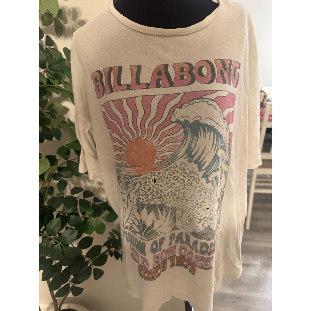 Billabong Vision of Paradise Graphic Tee Cream Leopard Wave Oversized M